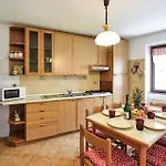 Casa Meno Lejlighed *